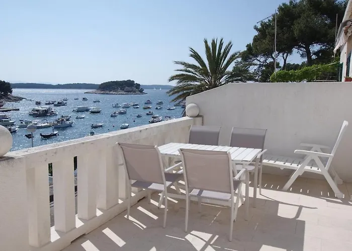 Apartmán By The Sea Hvar - 24926 Hvar Town